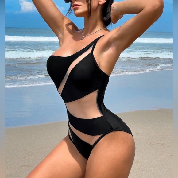 Wave Mesh One Shoulder One Piece Swimsuit - Picture 2 of 4